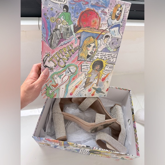 Jeffrey Campbell Lindsay show - Picture 8 of 9